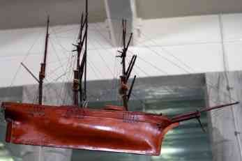 Votivschiff in der Kirche von Sönderho Anne og Ellen Fanö